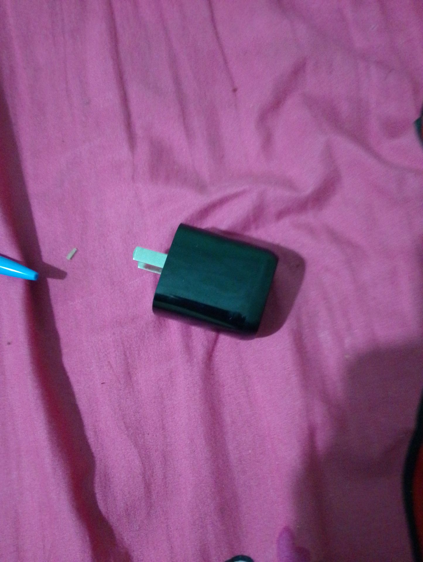 có cap sạc đâu mà sạc trên hình thì có cap sạc mà có cap sạc đâu mà sạc trên hình thì có cap sạc mà