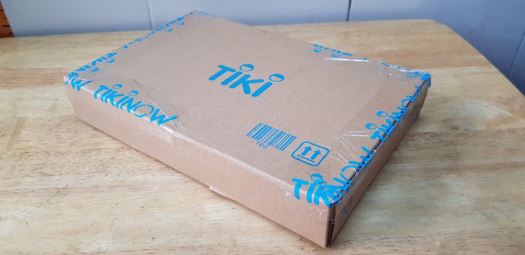 Hình thức đóng gói cẩn thận. Sách để trong hộp rất sang. Giá sách hơi cao. Hy vọng nội dung sách sẽ hay và thực tế.