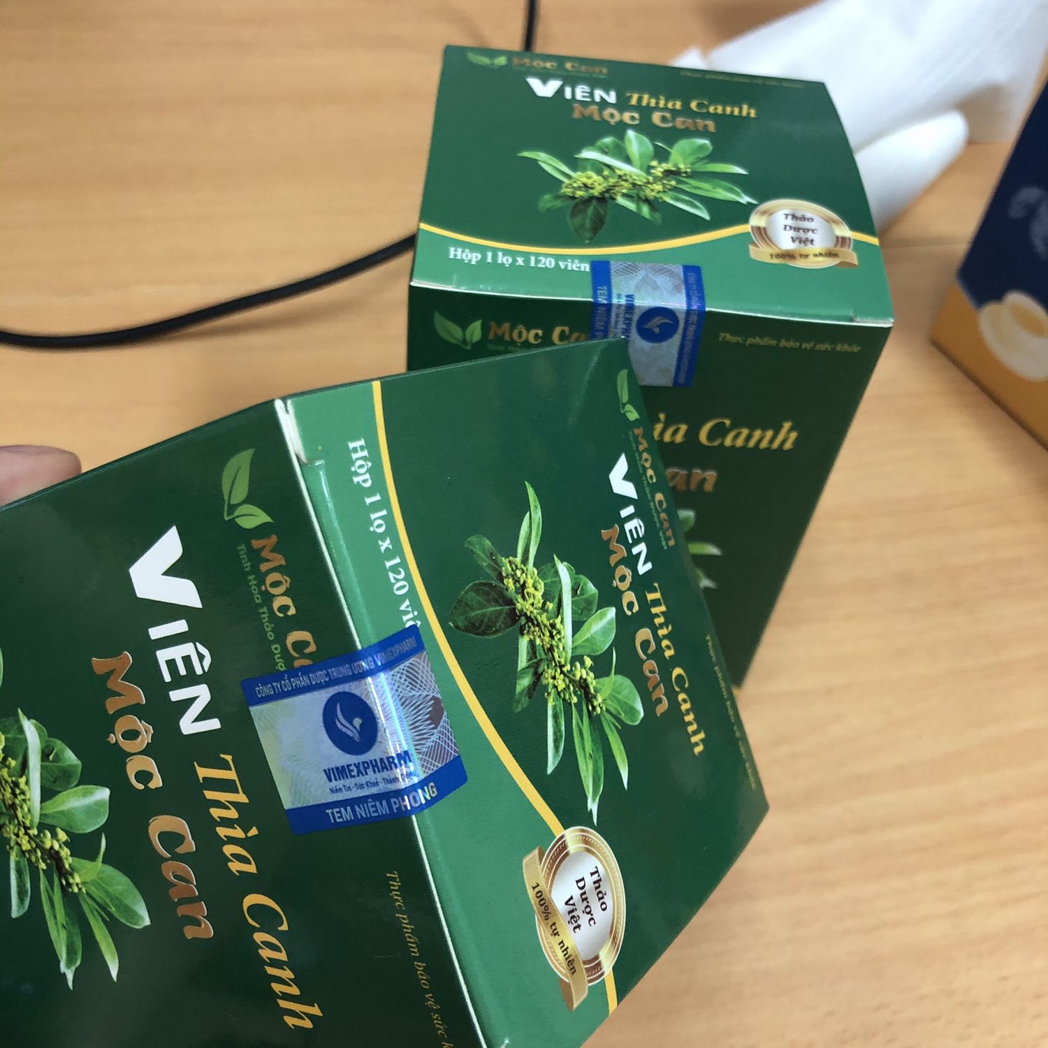 dây thìa canh ở đây thấy đảm bảo chất lượng hơn so với những chỗ khác, viên uống  rất tiện, uống vào khỏe người ra đườn huyết cũng giảm,k thấy đi tiểu nhiều như trước