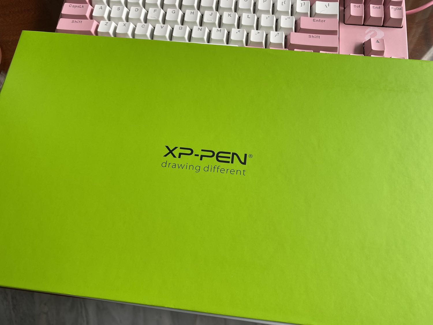 Bảng vẽ ok lắm ạ, gói rất kỹ, box đẹp lắm lun