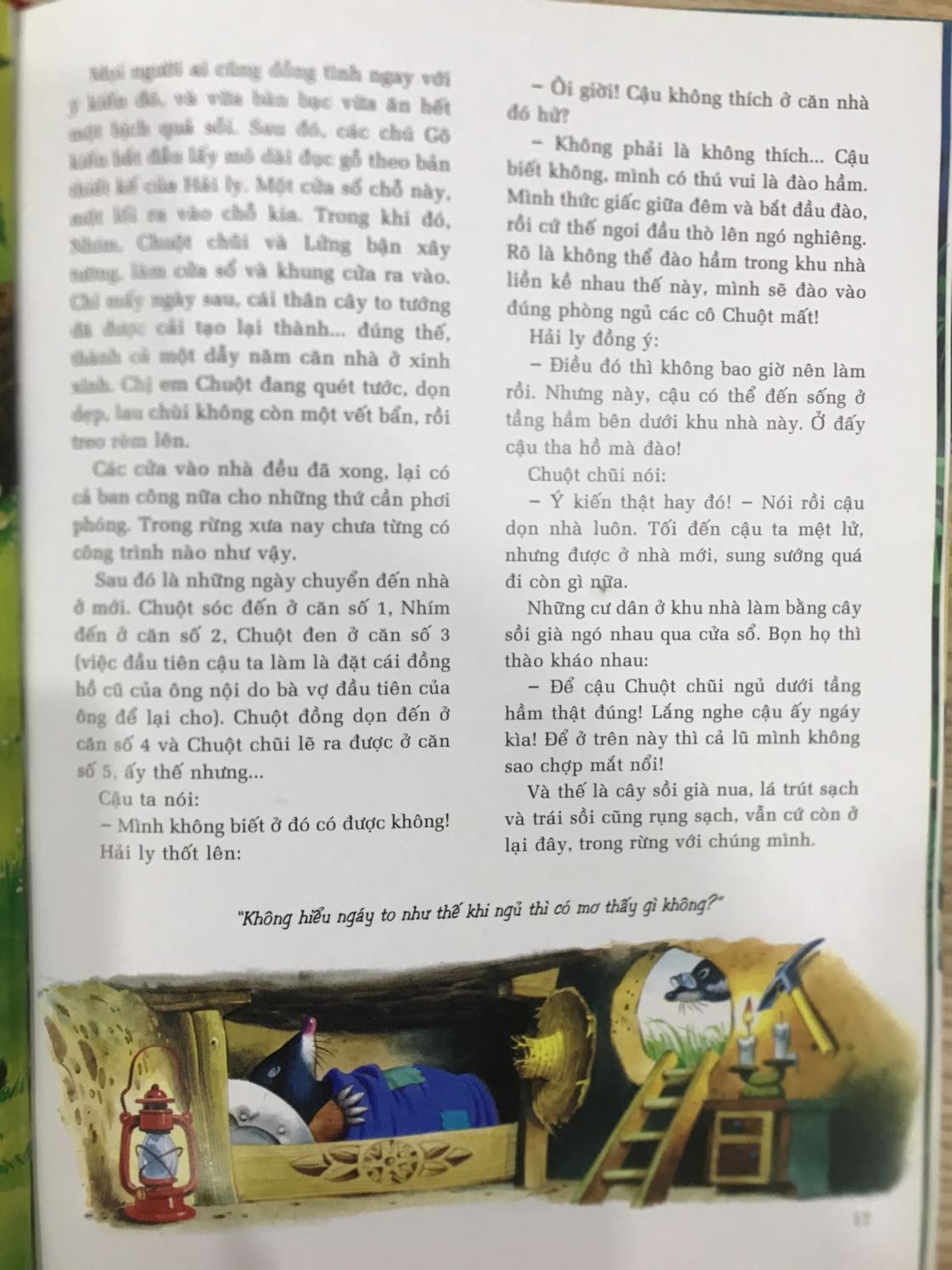 Sách khổ to, đẹp. But các câu truyện nhiều chữ nên phù hợp với các bé cấp 1 hơn là mẫu giáo.