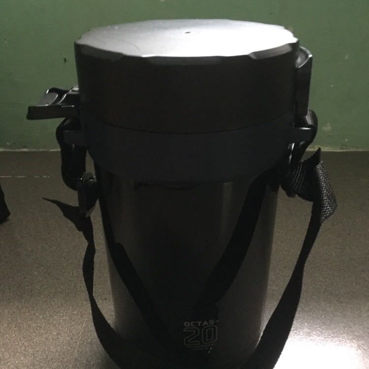 Sản phẩm nhìn có vẻ ổn, đủ 3 khay đựng cơm