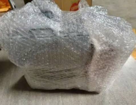 Shop giao hàng rất nhanh, giá lại rẻ, hàng giao đủ và đúng mẫu, đóng gói sản phẩm chắc chắn, sẽ tiếp tục ủng hộ🌹🌹🌹🌹🌹🌹