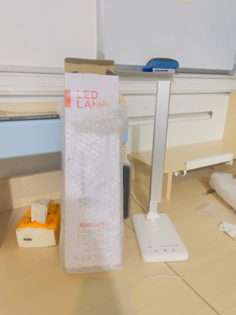 ĐÈN TÀU CỦA CHINA KHÔNG PHẢI HÀNG xịn MỌI NGƯỜI TRÁNH KHÔNG NÊN MUA. LỞM