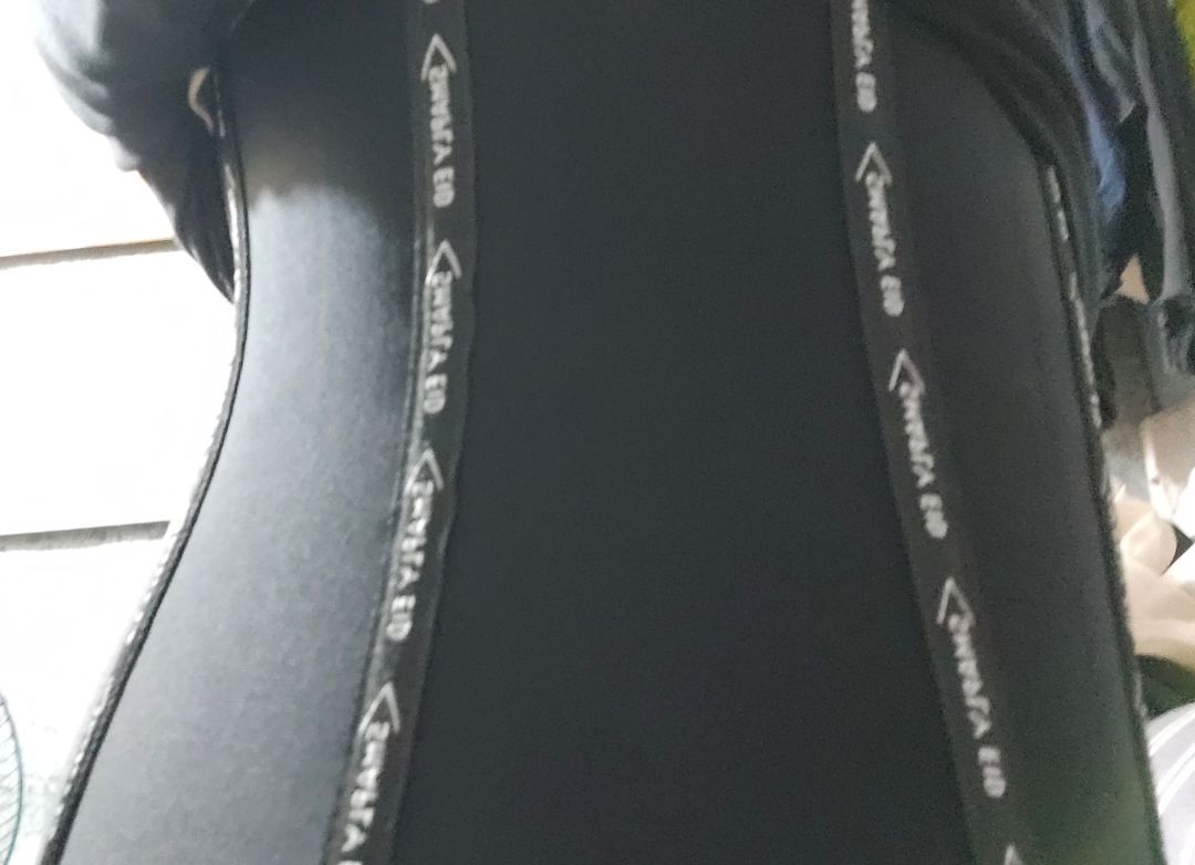 sản phẩm giống hình, giao nhanh, vùng eo có gọn lại nhưng phần bụng thì không. mình hay ngồi cong lưng, đeo cái này giúp mình ngồi thẳng lưng, v cũng ok r.