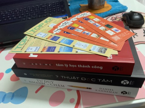 Nhận được hàng khá ưng ý. Có điều sách không có bao bì bọc sách riêng.