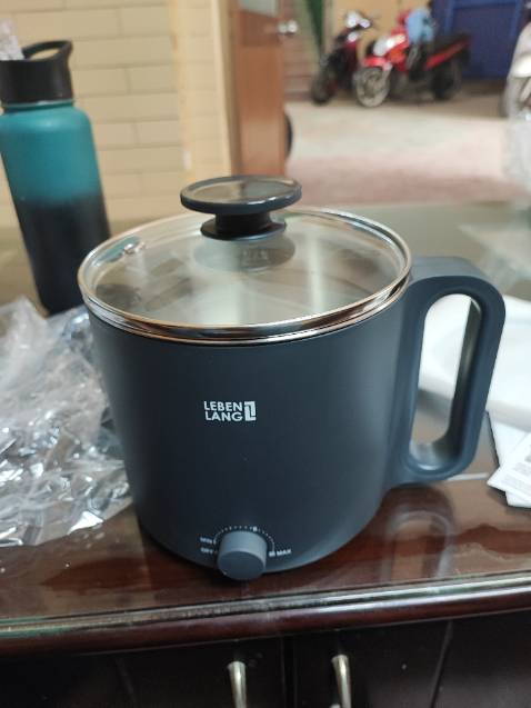 Có nhiều chức năng nấu ăn, tiết kiệm điện, kiểu dáng hợp lý, giao hàng nhanh, đúng hẹn..