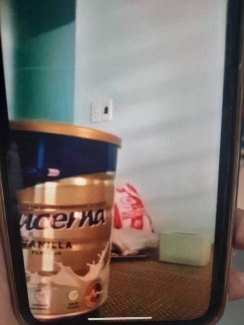 Hàng giao ko giống hàng mẫu