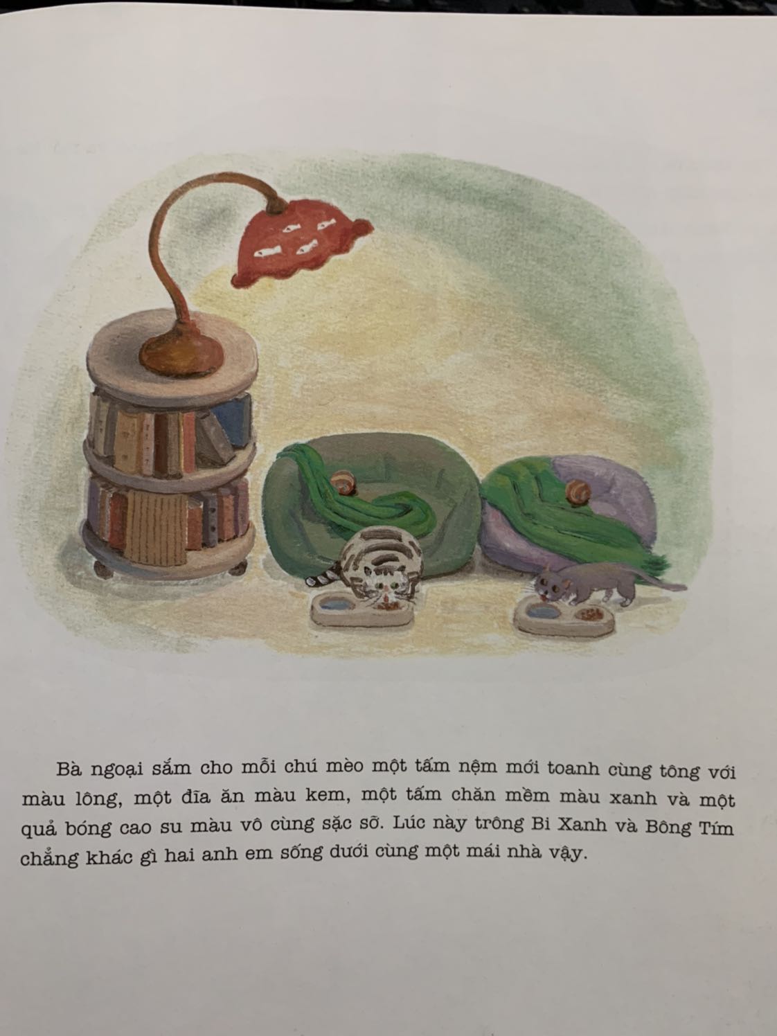 Câu chuyện về hai chú mèo được bà ngoại yêu thương chăm sóc. Nội dung gần gũi với các bạn nhỏ, nhẹ nhàng truyền tải những thông điệp ý nghĩa, nuôi dưỡng nhân cách và tâm hồn các con. Sách thơm tho và hình vẽ đáng yêu.