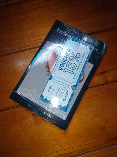 Sách có bookcare rất cẩn thận,  ship rất nhanh, 5 hôm là đã tới rồi, mặc dù trên đơn ghi tận ngày 7 tháng 9 cơ. Chất lượng sách thì khỏi bàn rồi. Phí ship thi quá mềm luôn. Còn được tặng 1 voucher nữa. Quá hài lòng Sách có bookcare rất cẩn thận,  ship rất nhanh, 5 hôm là đã tới rồi, mặc dù trên đơn ghi tận ngày 7 tháng 9 cơ. Chất lượng sách thì khỏi bàn rồi. Phí ship thi quá mềm luôn. Còn được tặng 1 voucher nữa. Quá hài lòng