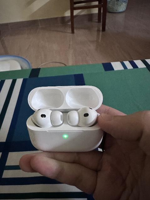 Giao hàng nhanh
Đóng gói gọn gàng. Tai nghe đúng mã, kết nối nhanh
Chống ổn rất tốt
Năm nay apple cắn luôn cả dây sạc usb 😅😅