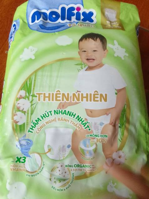 Bỉm mỏng, nhẹ, mềm, thấm hút tốt. Dùng đêm ko bị tràn. Lúc đặt là bịch 54+ 8. Lúc giao là bịch 52 miếng