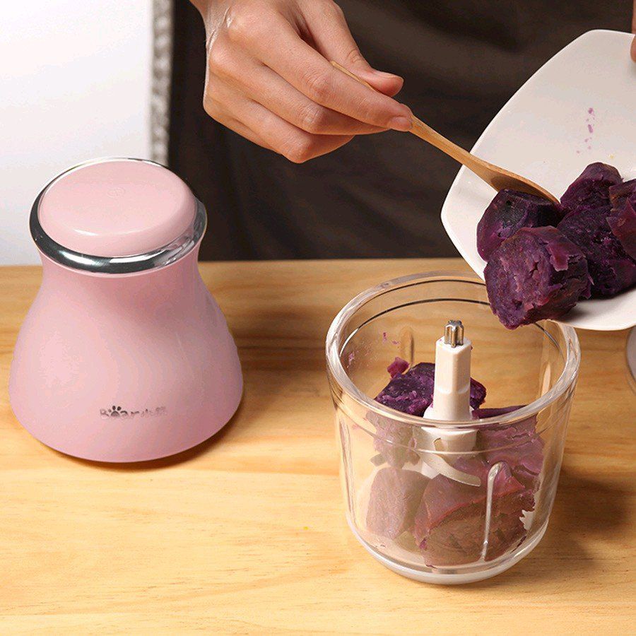 Đầu tiên mình nói về cách phục vụ của shop này, 2 từ là tuyệt vời rất chuyên nghiệp, chủ shop nói Tiếng Anh rất giỏi mình rất ngạc nhiên. Shop rất chuyên nghiệp.
Sản phẩm giao nhanh, đóng gói chắc chắn, màu rất đẹp nha, xay tốt, thiết kế màu hồng nhạt trang nhã...nói chung đẹp 10 điểm nà....mọi người ủng hộ shop nha, anh chủ rất đẹp zai...