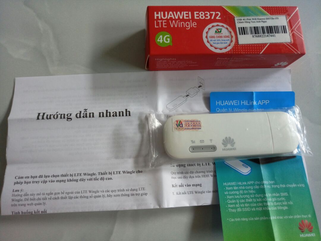 Hàng đúng chính hãng quốc tế, có tem Anh Ngọc, đóng gói thiếu túi ni lông khí chống sốc nhưng không sao, hộp không bị cấn, móp gì. Sản phẩm tốt nên mua, mình đã từng mua của shop viễn thông việt nam là hàng đểu bản lock chứ ko phải quốc tế đổi trả phiền phức mất thời gian lắm, sản phẩm shop này mới đúng cái mình muốn mua.