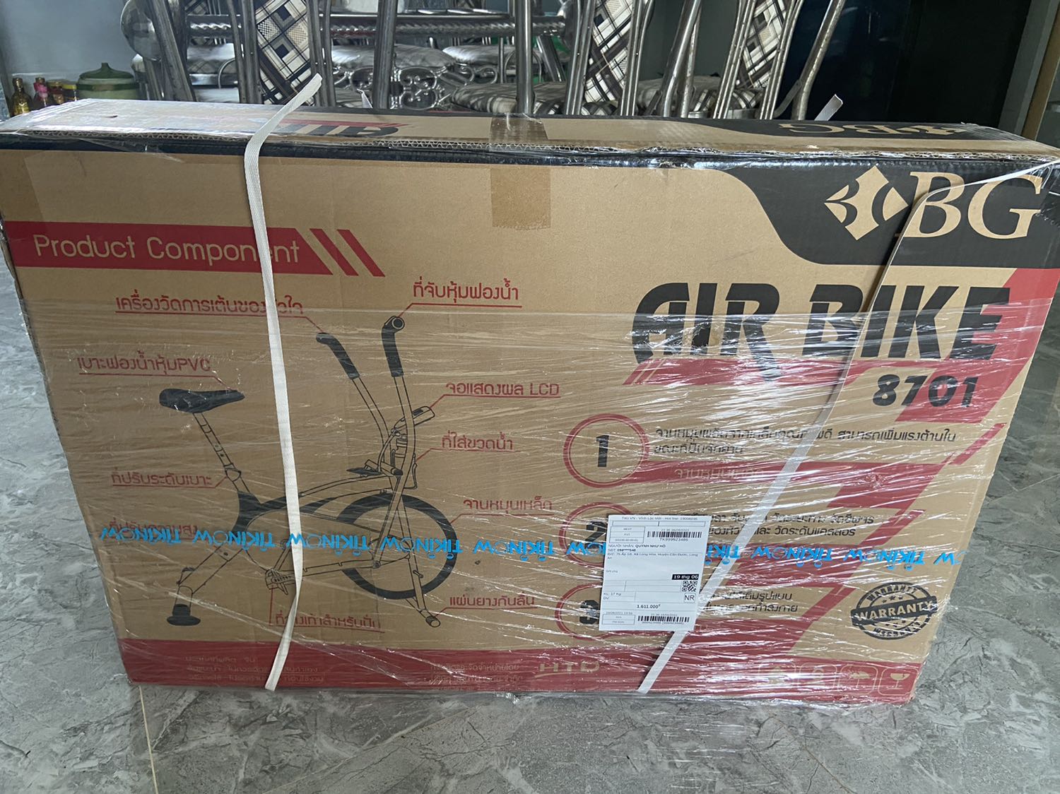 Sản phẩm tương đối ổn
Có vài chỗ trầy xước chắc do quá trình vận chuyển
Chỗ để đặt yên xe vào hàn không kĩ có mấu lòi ra nên để yên vào không được mình phải nhờ thợ tới sửa cả buổi luôn Sản phẩm tương đối ổn
Có vài chỗ trầy xước chắc do quá trình vận chuyển
Chỗ để đặt yên xe vào hàn không kĩ có mấu lòi ra nên để yên vào không được mình phải nhờ thợ tới sửa cả buổi luôn
