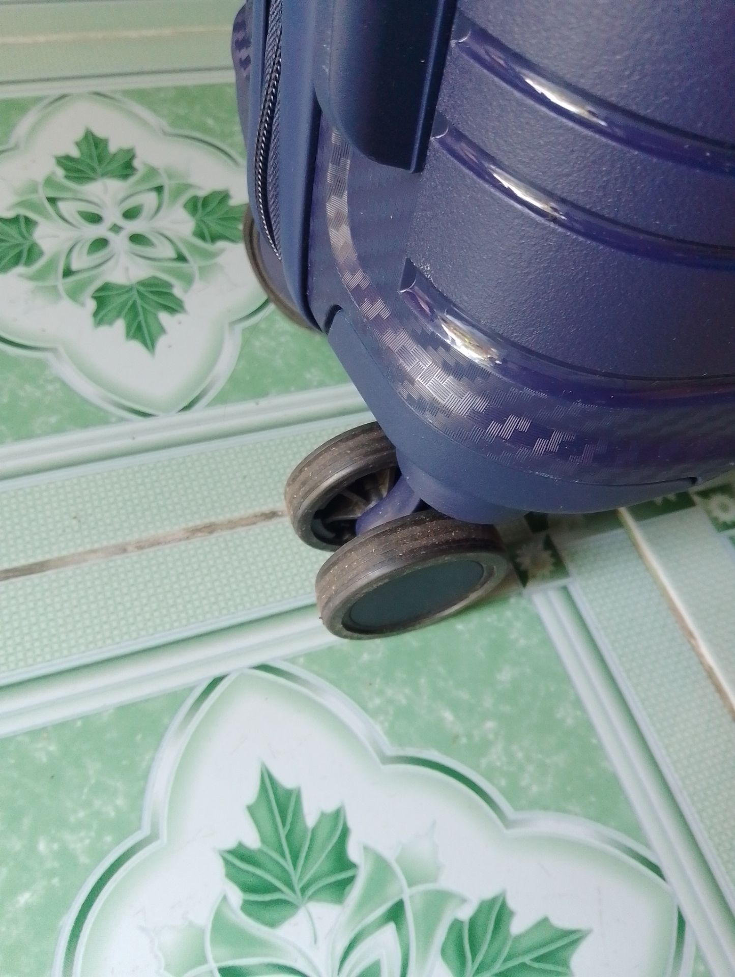 Ổn với chất lượng, bảo vệ vali đáng mua