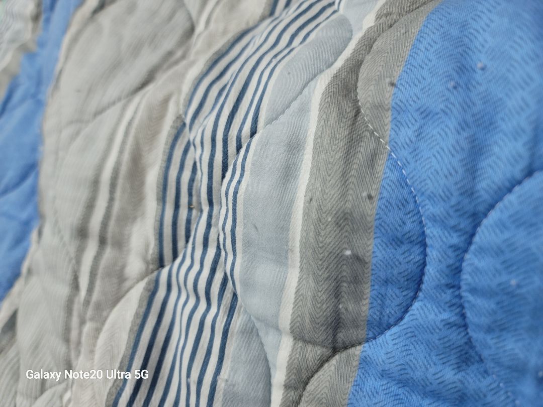 chăn xổ lông
hàng không chất lượng