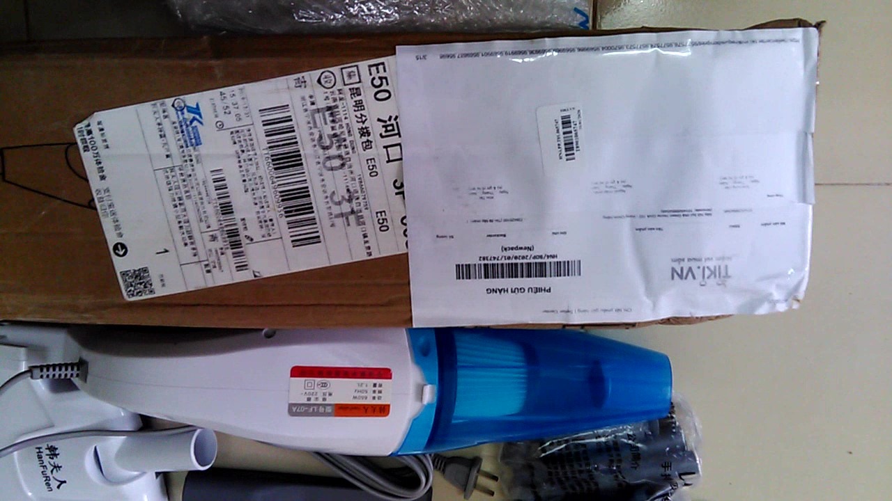 Mình đặt mua sản phẩm này, vừa nhận hàng nhưng nhận một sản phẩm khác của Hanfuren. Mình giờ phải thêm việc phản hồi lại cho tiki. Rất không hài lòng với dịch vụ. Không thể đánh giá về sản phẩm.