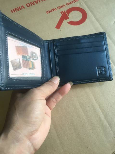 Ôiiiiii nay mk nhận được hàng mà ưng cực luôn Shop đóng gói cẩn thận lại còn đẹp nữa, thẻ bảo hành , thẻ giảm giá cho lần mua sau nữa chứ ❤️ Chất lượng thì khỏi bàn ạ giá như vậy mà đc quả ví quá sịn sò ❤️ Ai mà muốn mua ví làm quà tặng hay về dùng thì cứ mua ở shop nha ❤️