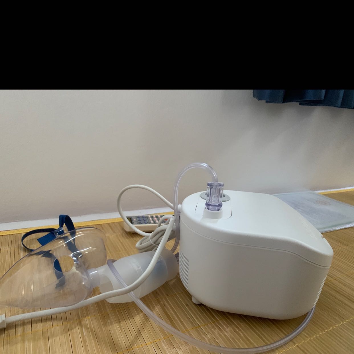 Máy mới còn nguyên tem. Máy chạy hơi ồn nhưng chắc đặc thù chung là như vậy. Hàng chính hãng nên ko có gì để chê được. Máy mới còn nguyên tem. Máy chạy hơi ồn nhưng chắc đặc thù chung là như vậy. Hàng chính hãng nên ko có gì để chê được.