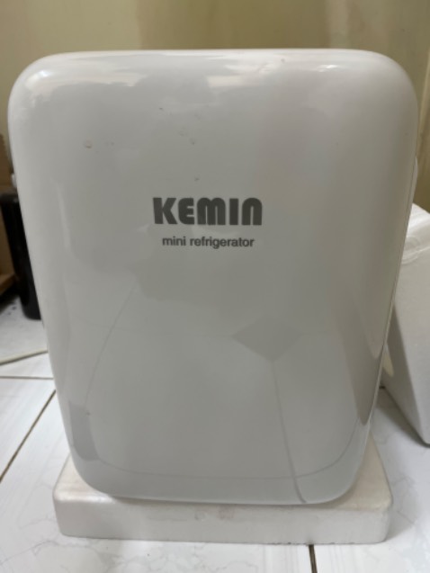 Máy chạy êm, Không ồn, nhưng bị chảy nước, độ bền như thế nào thì chưa biết! Hy vọng dùng bền xíu.