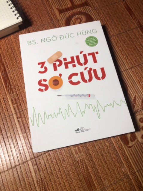 Bạn đừng nghĩ cuốn sách này bình thường, có thể trong một thời điểm nào đó dựa vào kiến thức trong sách này, chúng ta có thể cứu được cả một mạng người. Sức khỏe là quan trọng. Học là quan trọng. Thêm hiểu biết thì cuộc sống thêm tốt đẹp hơn.