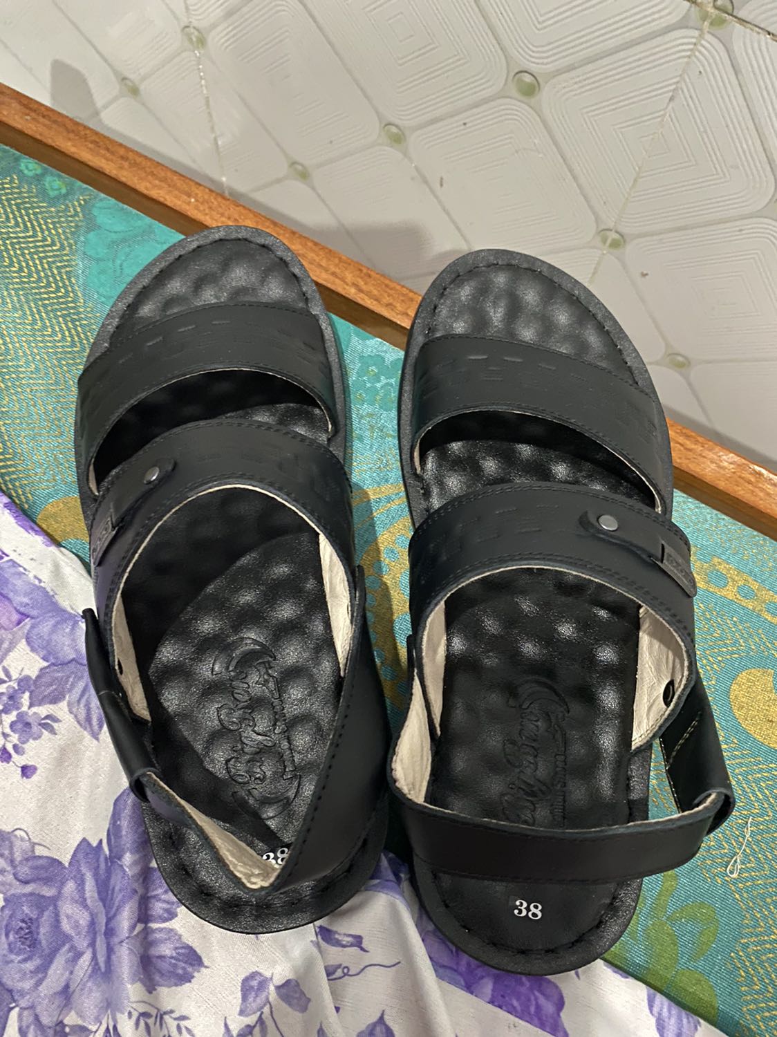 Giày khá êm chân,đúng size