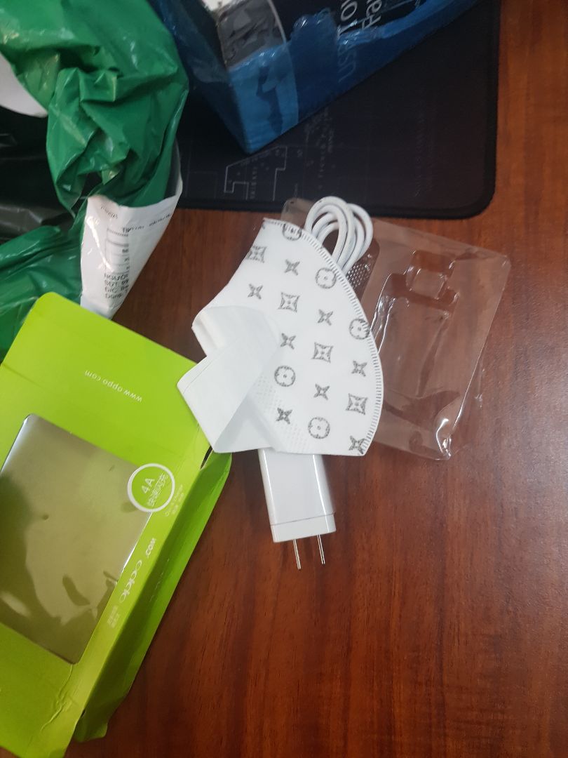 giao hàng ko đúng sản phẩm