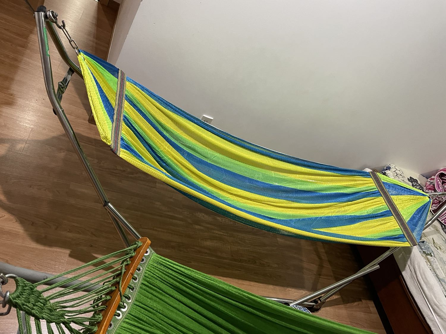 Võng xài tốt lắm ạ. Nhà mình rất thích