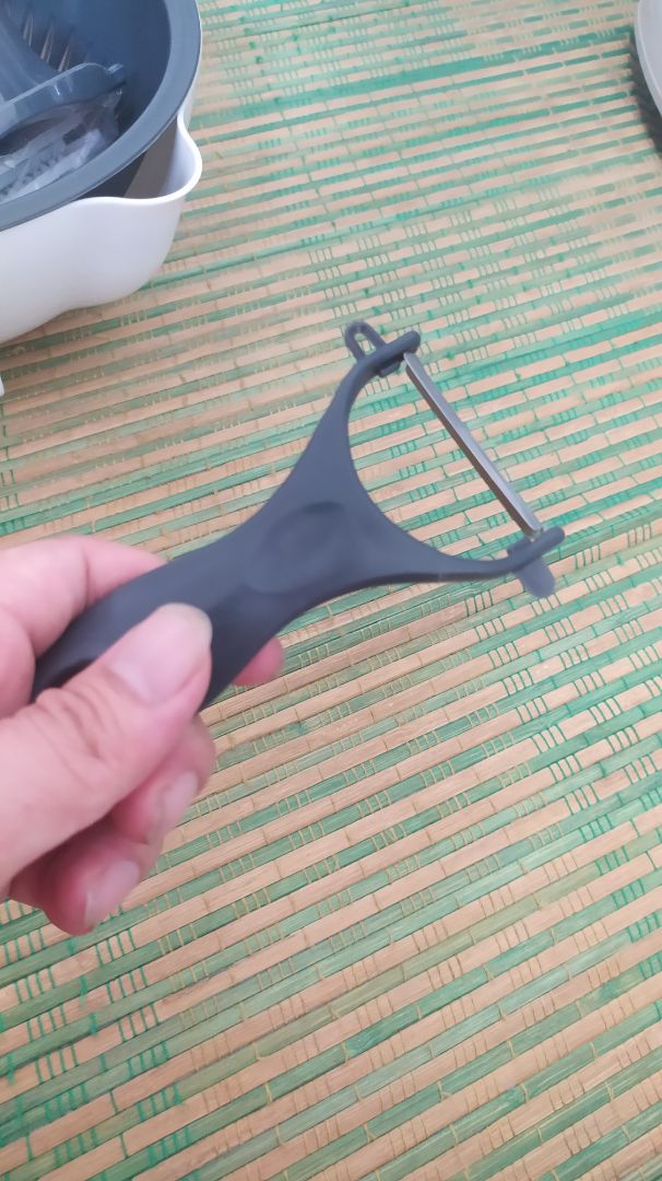 Giao hàng nhanh, đầy đủ như trong hình. Mà quá trời món, không biết dùng thế nào. Cần hướng dẫn shop ơi.