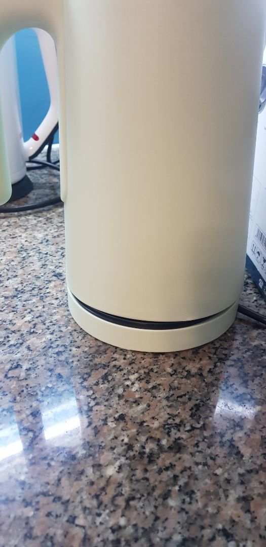 mă đơn khách hàng mua ấm sunhouse và nồi com điện TC ;848k ấm bị lỏi đáy ấm nấu tràn nước dùm đi kiti oi. sdt khach ***.nồi chưa nấu chưa biet