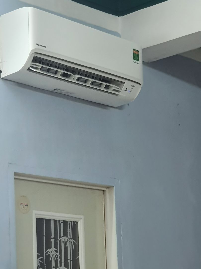 panasonic thì có j đâu mờ chê.
sẽ khá ồn nếu chạy mode powerful.
nên lắp theo khuyến cáo của nsx, mình lắp phòng to, theo thợ là thiếu ít nhất 1 ngựa nhưng mình thấy vẫn ổn nếu muốn tiết kiệm chi phí.