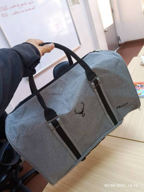 sản phẩm ok với giá tiền, dây kéo hơi kém tí nên cho 4 sao