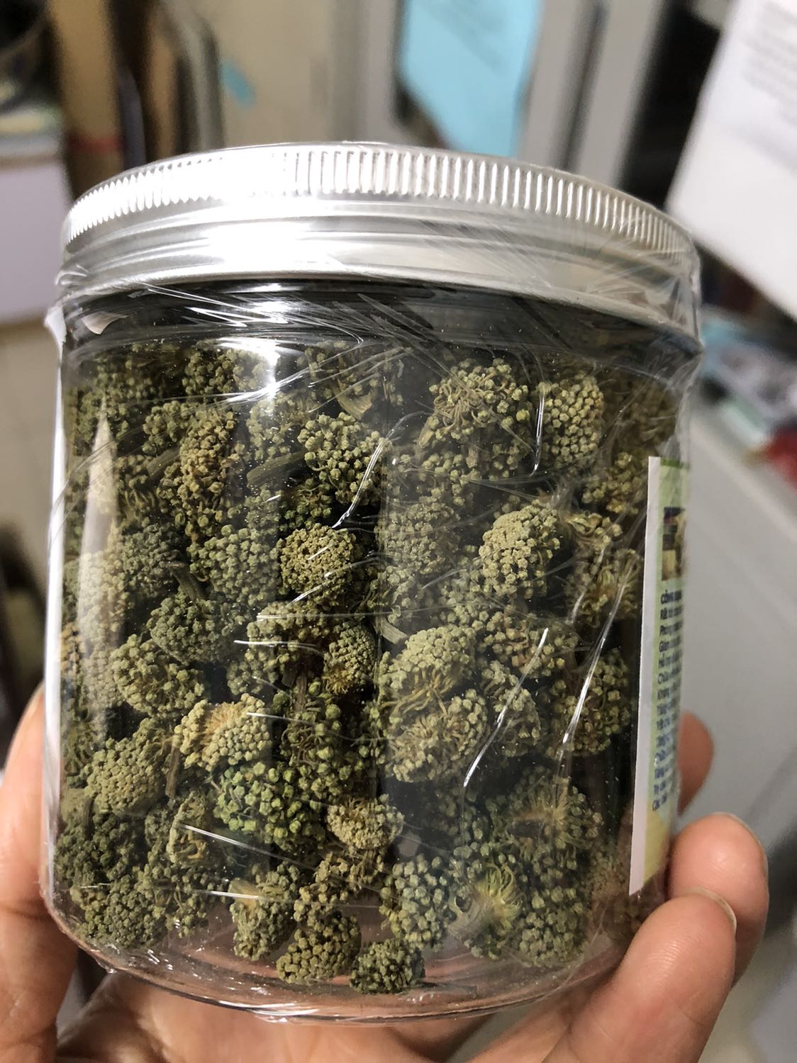 Rất ưng ý về màu sắc và quy cách đóng gói, thông tin đầy đủ. Để dùng thử rồi quay lại shop mua tiếp. Chúc shop thành công!