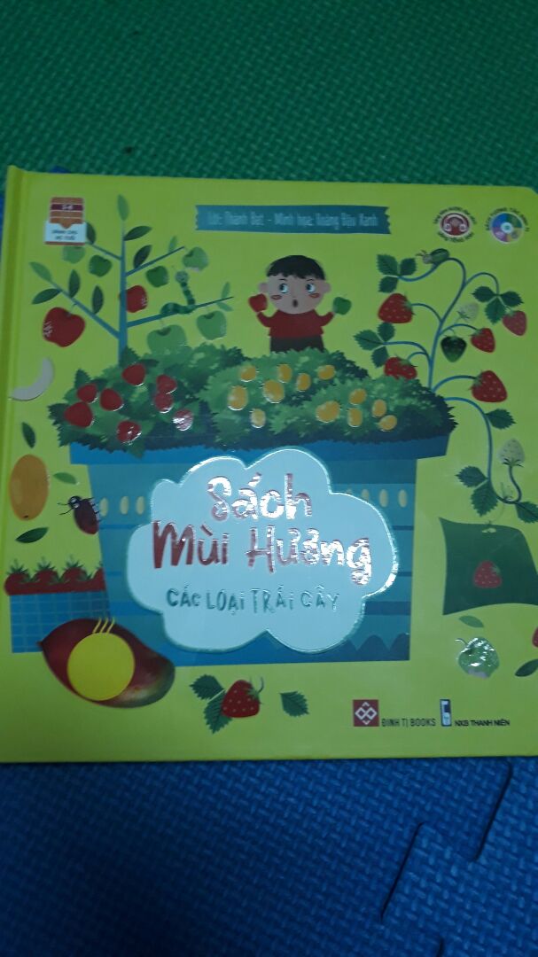 hình ảnh đẹp, giấy cứng có tiếng việt và tiếng anh đọc các loại quả và đặc biệt ta có thể ngửi đc mùi thơm các loại quả trong cuốn sách này.Thât thú vị! Trẻ em rất thích.