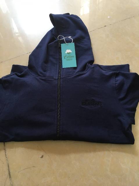 shop rất nhiệt tình, áo mặc không vừa, đổi ngay trong 1 nốt nhạc, cuối tuần shop ko làm việc nên nhắn ko thấy trả lời, đầu tuần đổi liền nên rất hài lòng.