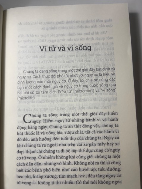 Giấy mỏng, trang trước nhìn thấy chữ trang sau