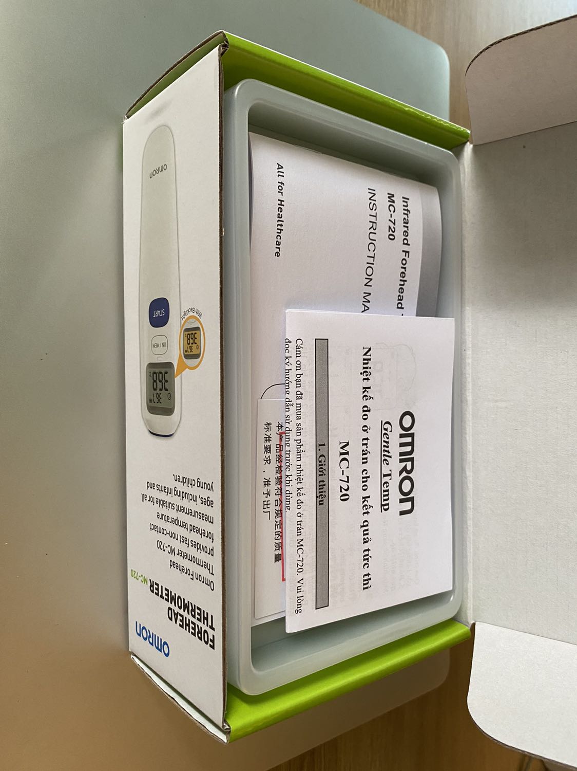 Có sách hướng dẫn bắng tiếng Việt chi tiết, giao hàng nhanh như hơn dự kiến