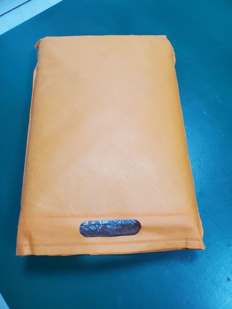 Nhìn sắc xảo, chắc chắn nhưng ko biết về lâu về dài có bền ko. Cho Shop 5 sao