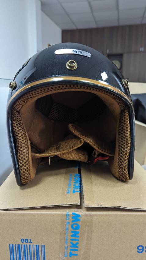 Mới khui, mẫu đẹp, cầm chắc chắn. Sản phẩm tốt