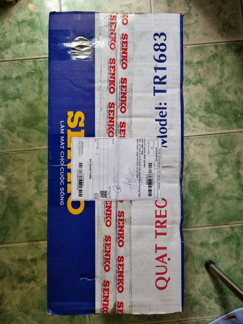 Giao hàng nhanh, hàng được đóng gói cẩn thận. Dễ lắp ráp và còn có thiệp viết bằng tay của người bán