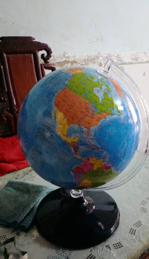 Hàng đẹp, ko bị móp. Mà ghi tên nước tên Tp của ngta sai bét bèn ben. Rồi dạy mấy đứa nhỏ sao đây shop. Malaixia.braxin,..... Hàng đẹp, ko bị móp. Mà ghi tên nước tên Tp của ngta sai bét bèn ben. Rồi dạy mấy đứa nhỏ sao đây shop. Malaixia.braxin,.....