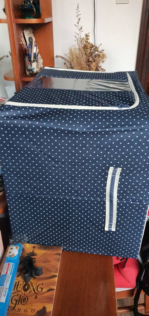 Hộp đẹp, cứng cáp, đựng được rất nhiều đồ. Shop có thư cảm ơn rất dễ thương, ủng hộ 5 sao!