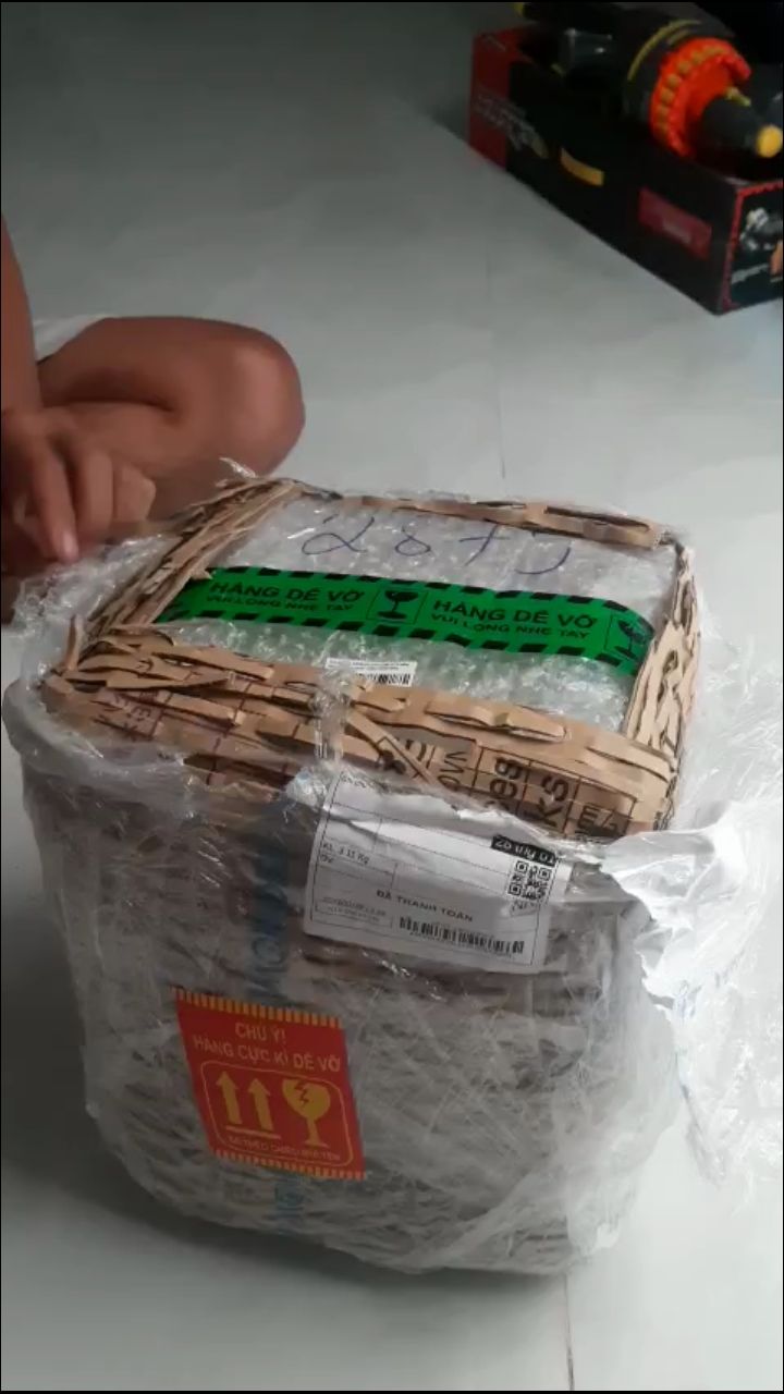 Bình đẹp, hiện đang xài tốt, để xem lâu dài thế nào, nếu tốt sẽ mua tiếp, đóng gói siêu siêu kĩ, tầm 5-6 lớp lận