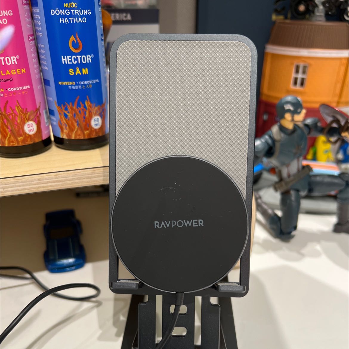 Sản phẩm đóng gói kỹ càng, giao hàng nhanh chóng, chất lượng tốt, mẫu mã đẹp và mỏng, nam châm hít rất tốt Sản phẩm đóng gói kỹ càng, giao hàng nhanh chóng, chất lượng tốt, mẫu mã đẹp và mỏng, nam châm hít rất tốt