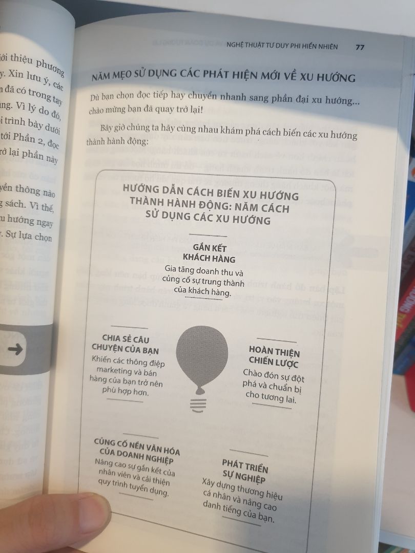 chỉ ra các xu hướng đang xảy ra - 10 xu hướng chính, cách dự báo xu hướng( thực tế là cách sưu tầm dữ liệu để dự báo) - ko chia sẻ sâu về các lập luận hay tư suy