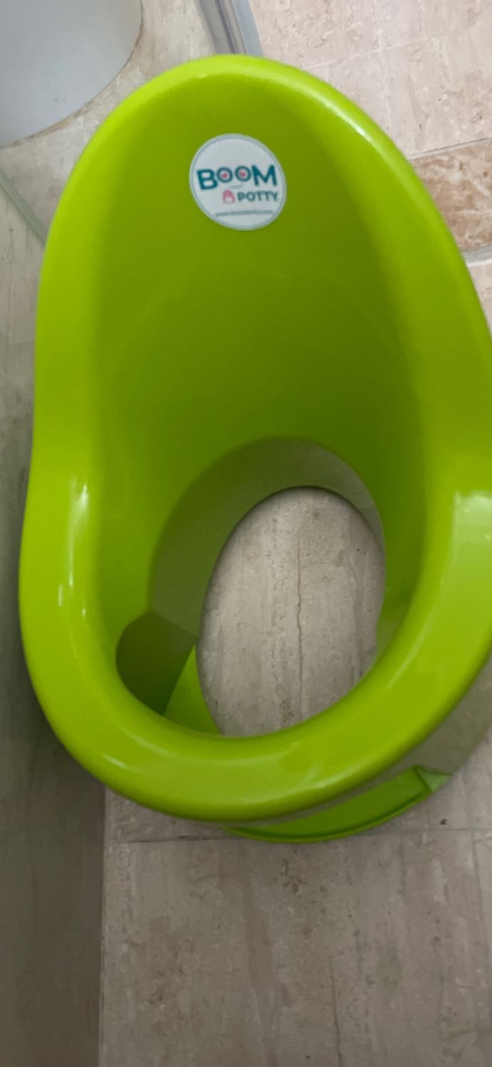 Quá lớn so với trẻ 11 tháng Quá lớn so với trẻ 11 tháng