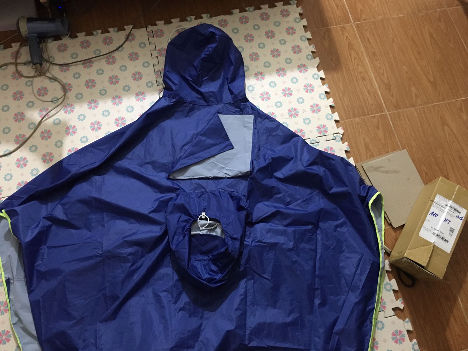 Sản phẩm không đúng hình ảnh, mua loại 1 đầu lại giao loại 2 đầu, chất lượng, hình dạng, kích thước đều không đúng như quảng cao. Tôi Đề nghị được trả lại sản phẩm và trả lại tiền cho Tôi. Quá tồi! Sản phẩm không đúng hình ảnh, mua loại 1 đầu lại giao loại 2 đầu, chất lượng, hình dạng, kích thước đều không đúng như quảng cao. Tôi Đề nghị được trả lại sản phẩm và trả lại tiền cho Tôi. Quá tồi!