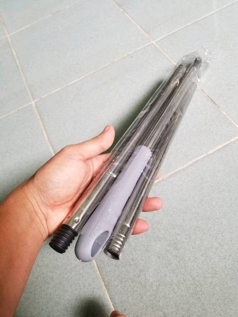 Hàng như shop đăng, ống inox không rỉ, bàn chà vừa dùng và tiện lợi; hàng giá trị nhỏ nhưng tiện ích, chất lượng OK trong tầm giá, không có gì để chê. Shop và Nịna Van đưa hàng đến nhanh. 5 SAO.