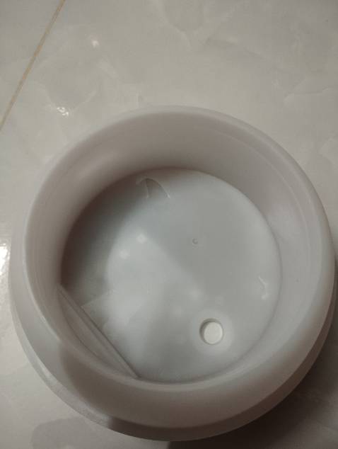 Sản phẩm bị vỡ, shop không kiểm hàng trước khi giao